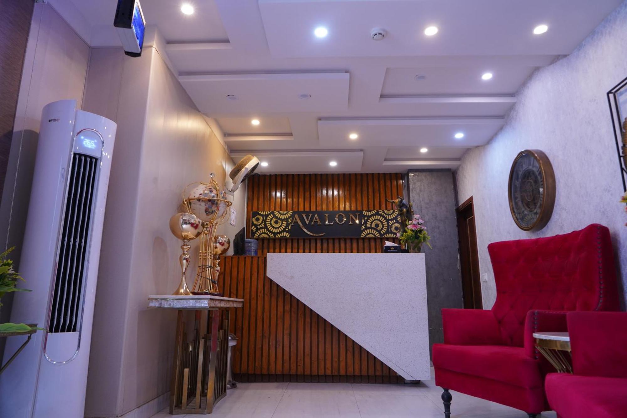 Hotel Avalon Suites Multan Zewnętrze zdjęcie