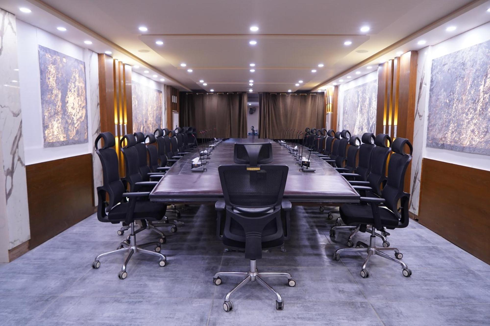 Hotel Avalon Suites Multan Zewnętrze zdjęcie