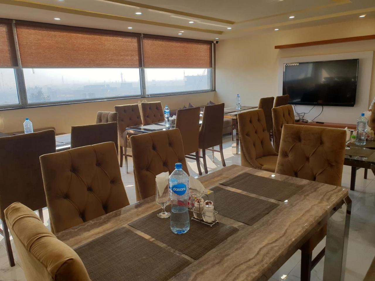 Hotel Avalon Suites Multan Zewnętrze zdjęcie